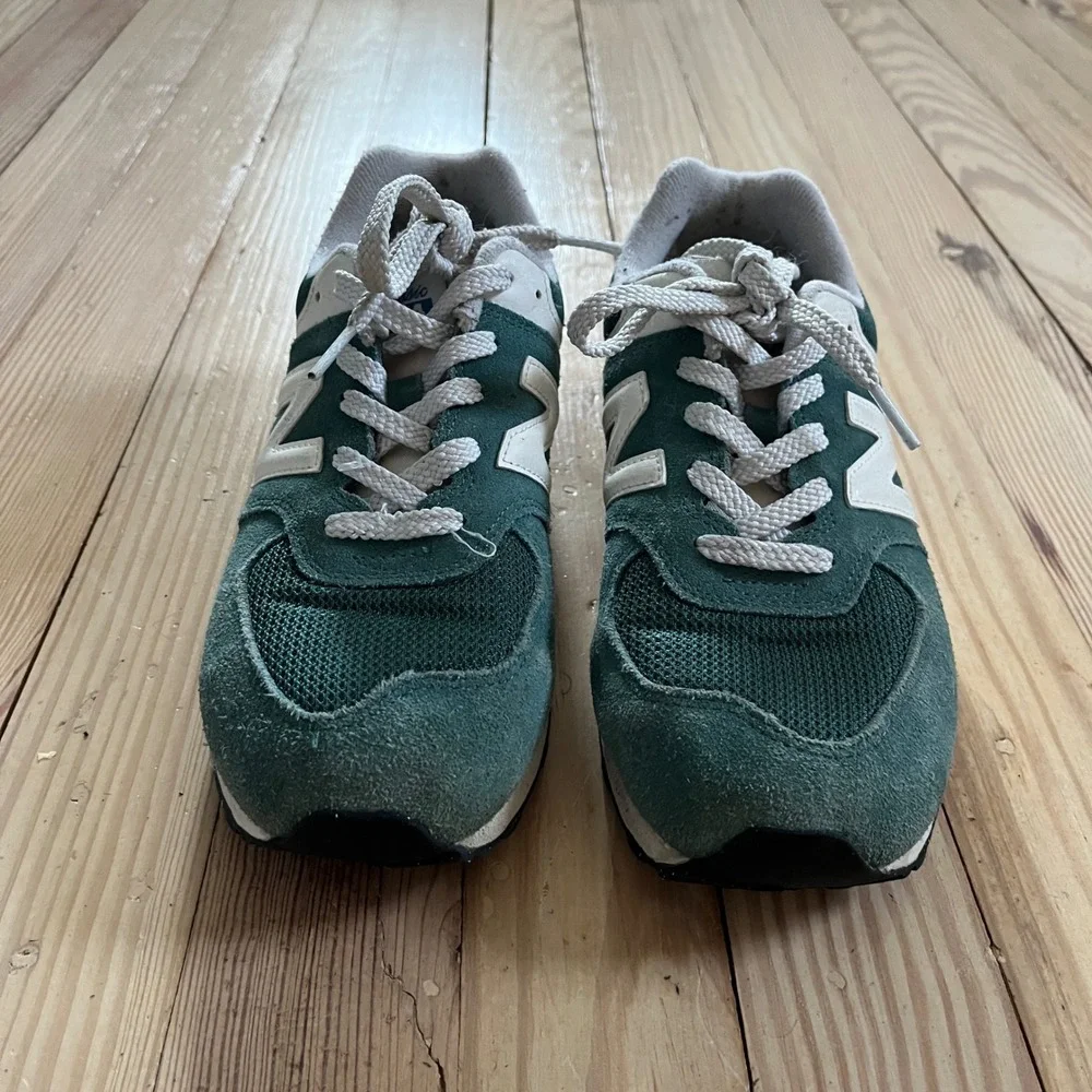 New Balance 574 Dark Green White Red Suede Mesh Sneakers‎ Casual Vibrant Shoe